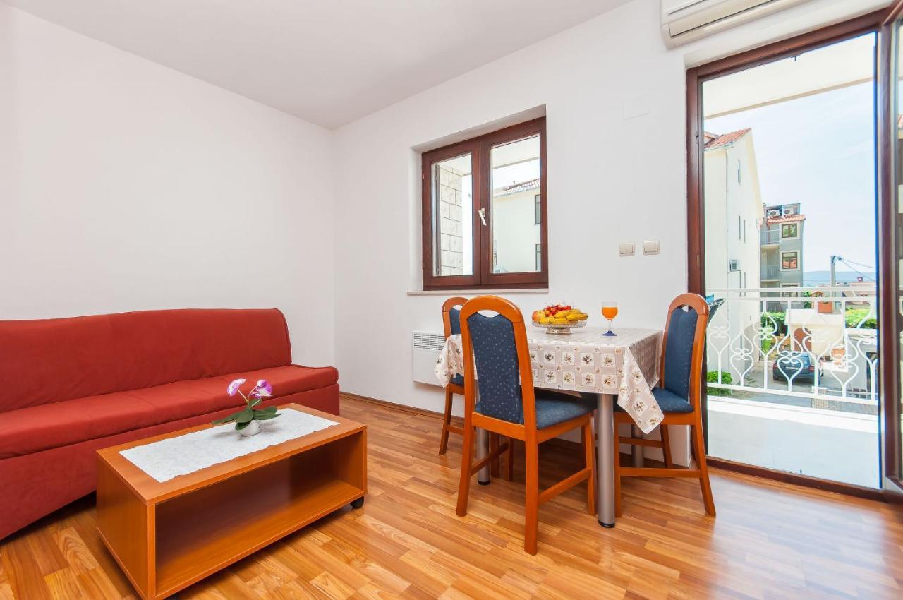 Apartments Ricina Дуги Рат Екстериор снимка