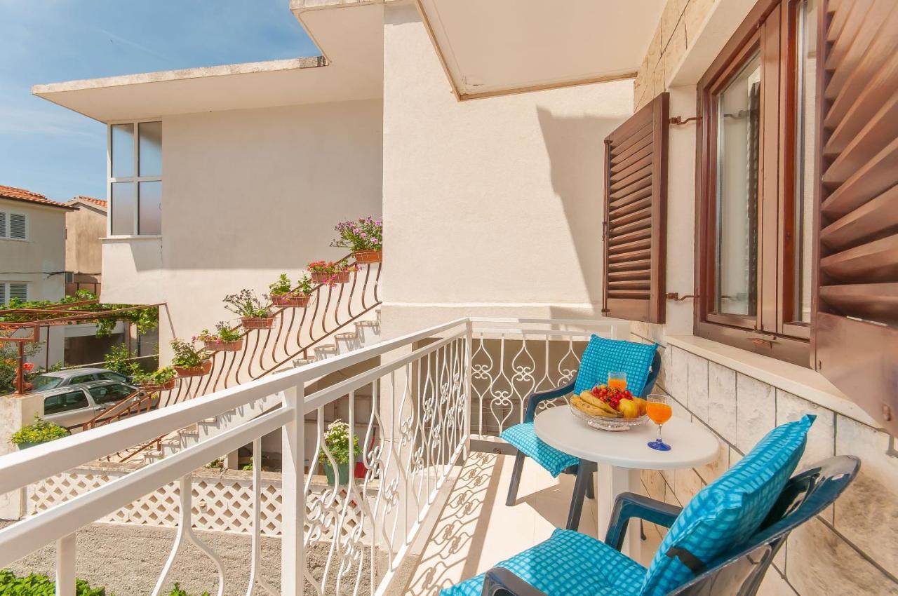 Apartments Ricina Дуги Рат Екстериор снимка
