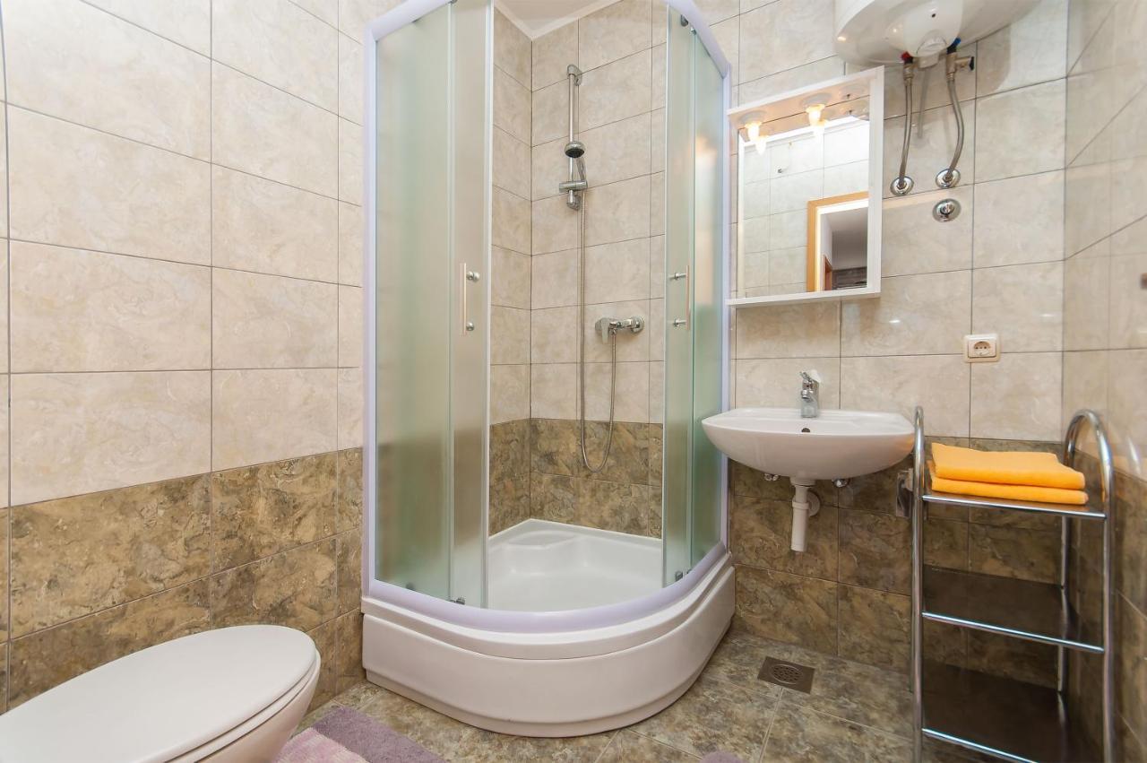 Apartments Ricina Дуги Рат Екстериор снимка